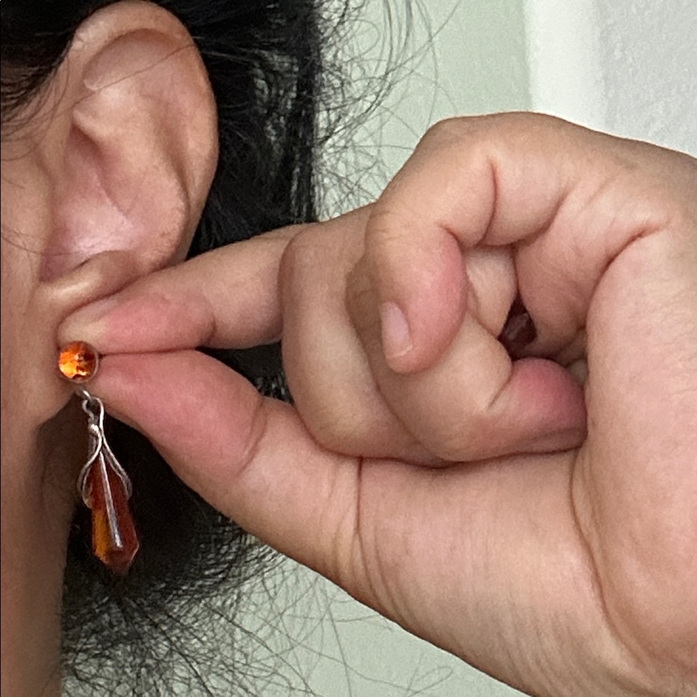 🖤Vintage Sterling Silver & Baltic Amber Drop Earrings - Picture 6 of 7